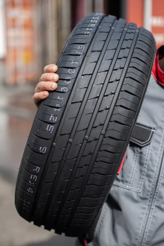 фото протектора и шины Atrezzo Elite Шина Sailun Atrezzo Elite 205/50 R16 87V